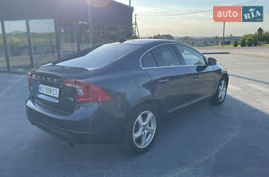 Седан Volvo S60 2011 в 