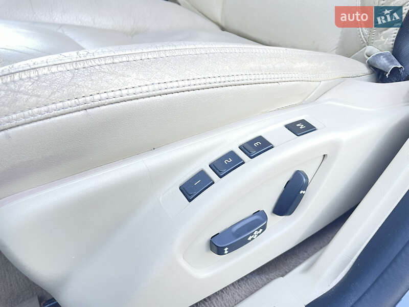 Седан Volvo S60 2011 в Львове