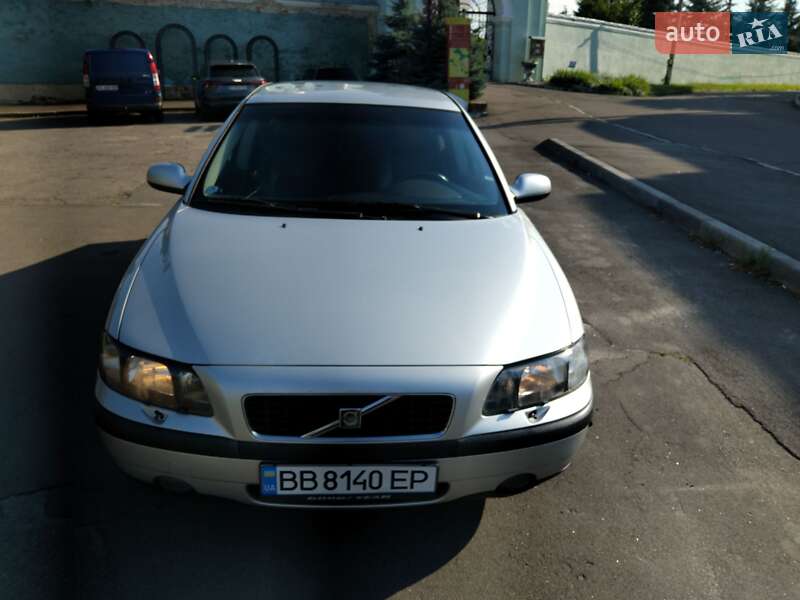 Седан Volvo S60 2001 в Володимирі