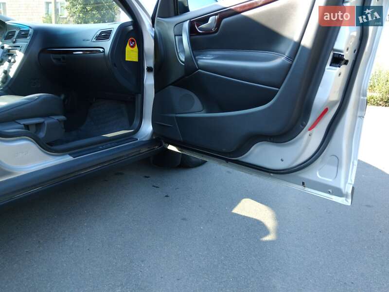 Седан Volvo S60 2001 в Володимирі