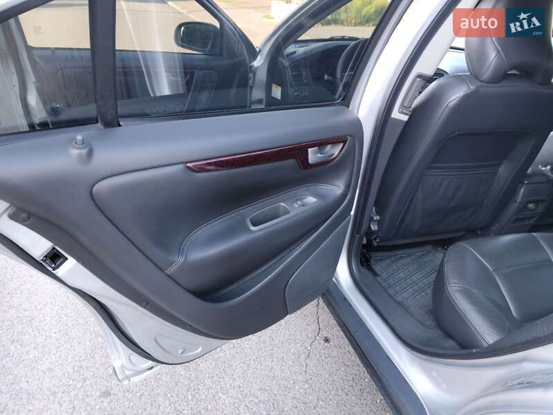 Седан Volvo S60 2001 в Володимирі
