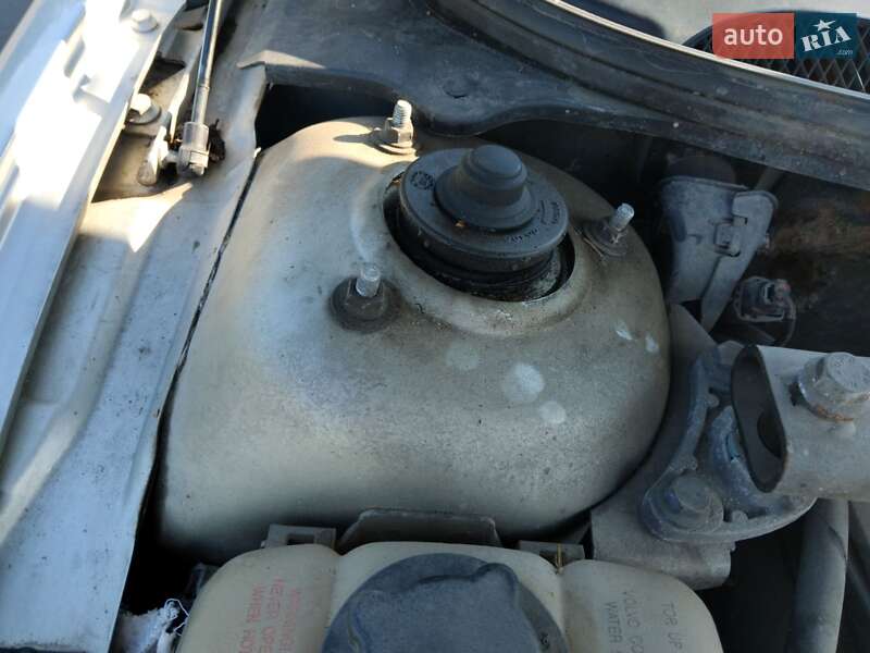 Седан Volvo S60 2001 в Володимирі