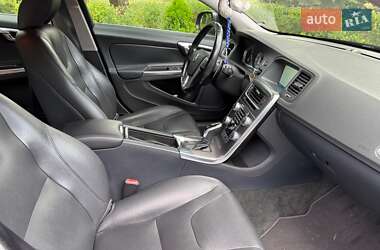 Седан Volvo S60 2014 в 