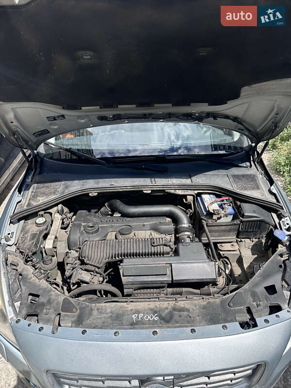 Седан Volvo S60 2012 в Днепре