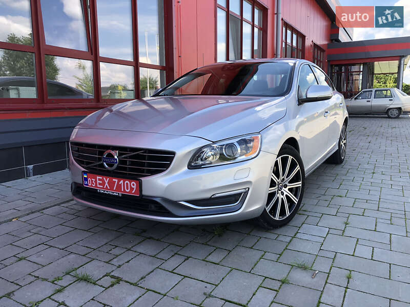 Седан Volvo S60 2016 в Ровно