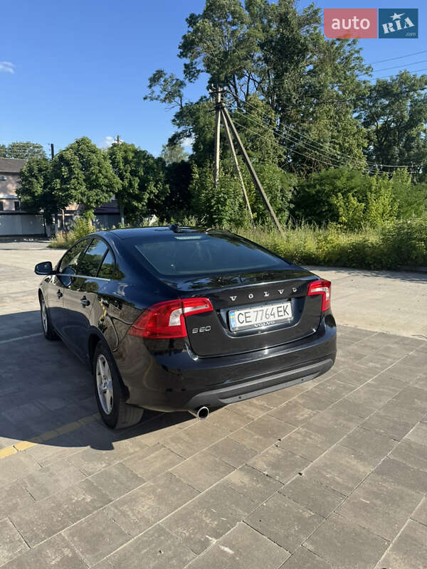Седан Volvo S60 2012 в Сокирянах