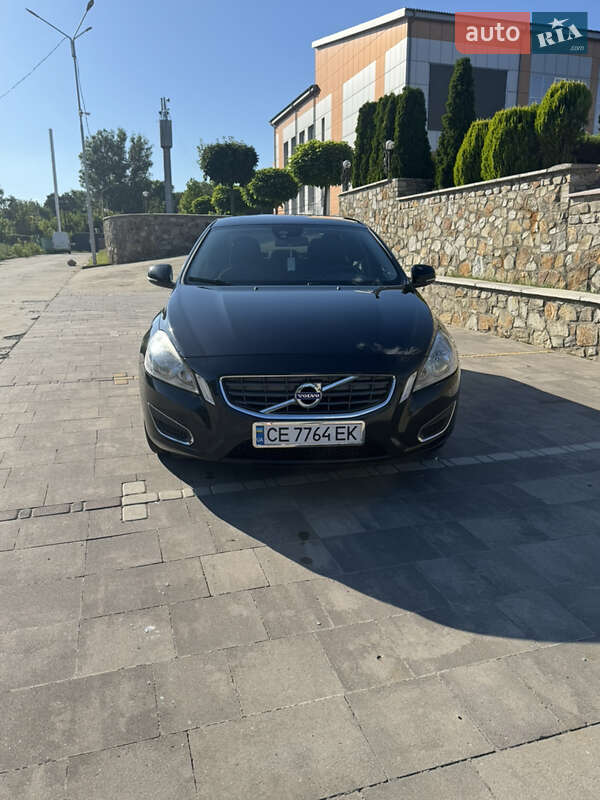 Седан Volvo S60 2012 в Сокирянах