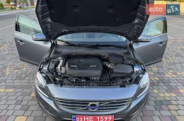 Седан Volvo S60 2017 в 