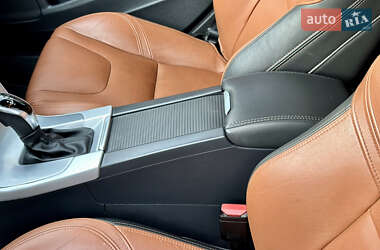 Седан Volvo S60 2017 в 