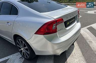 Седан Volvo S60 2014 в 