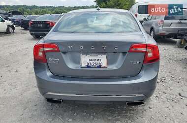 Седан Volvo S60 2017 в 