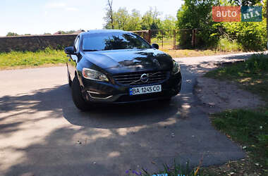 Седан Volvo S60 2013 в 