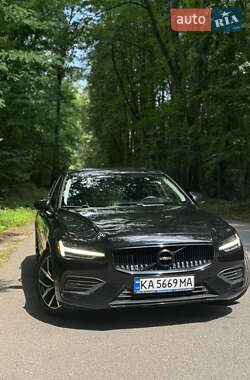 Седан Volvo S60 2020 в 