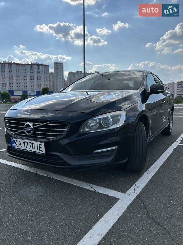 Седан Volvo S60 2013 в Киеве фото 5 Седан Volvo S60 2013 в Киеве