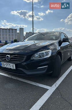 Седан Volvo S60 2013 в 