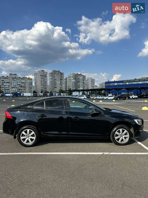 Седан Volvo S60 2013 в Киеве фото 9 Седан Volvo S60 2013 в Киеве