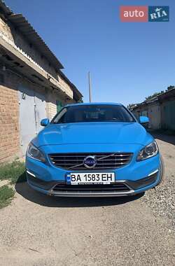 Седан Volvo S60 2013 в 