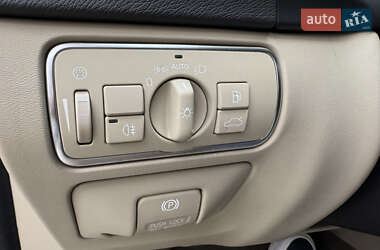 Седан Volvo S60 2013 в 
