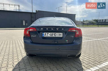 Седан Volvo S60 2014 в 