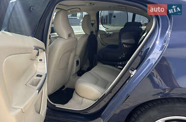 Седан Volvo S60 2014 в 