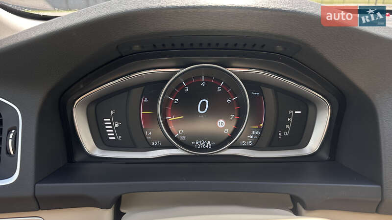 Седан Volvo S60 2014 в Ивано-Франковске