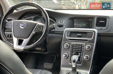 Седан Volvo S60 2016 в 