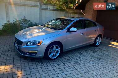 Седан Volvo S60 2014 в 