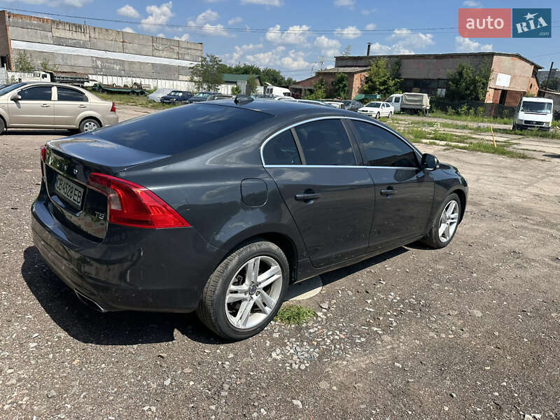 Седан Volvo S60 2013 в Нежине