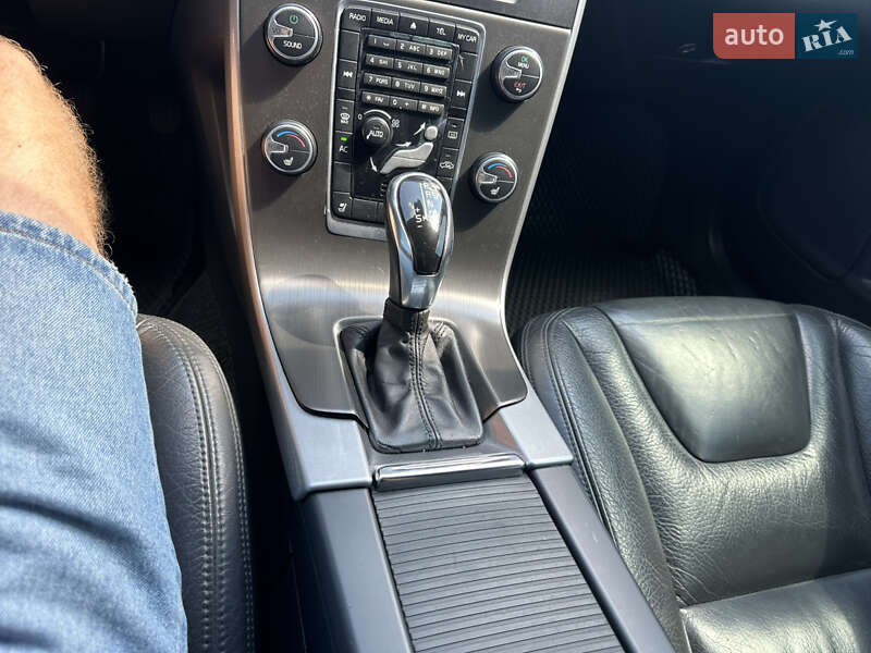 Седан Volvo S60 2013 в Нежине