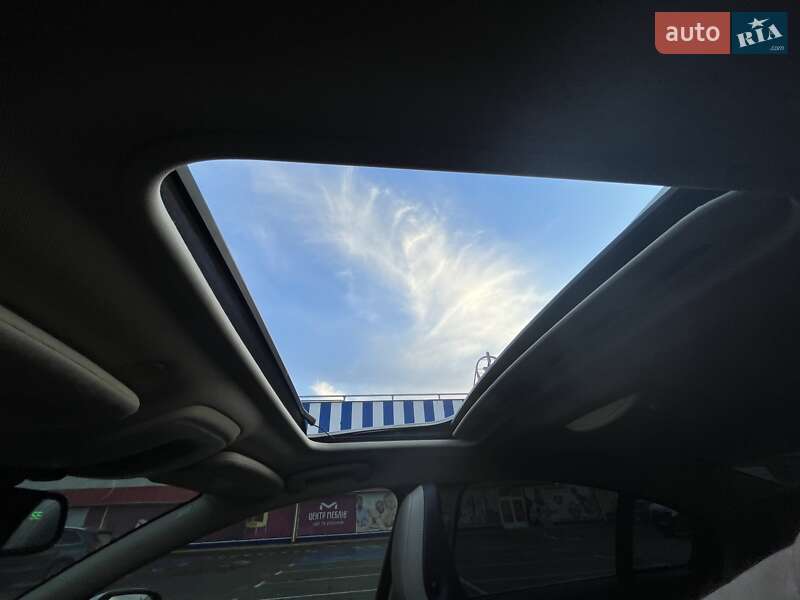 Седан Volvo S60 2012 в Киеве