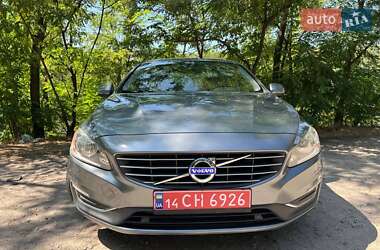 Седан Volvo S60 2016 в Днепре