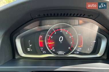 Седан Volvo S60 2016 в 