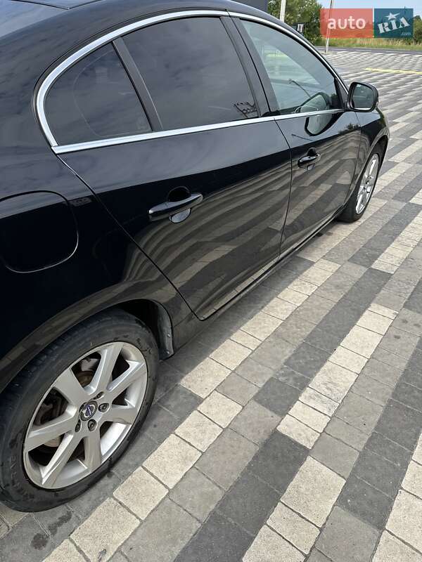 Седан Volvo S60 2017 в Львове