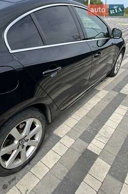 Седан Volvo S60 2017 в 