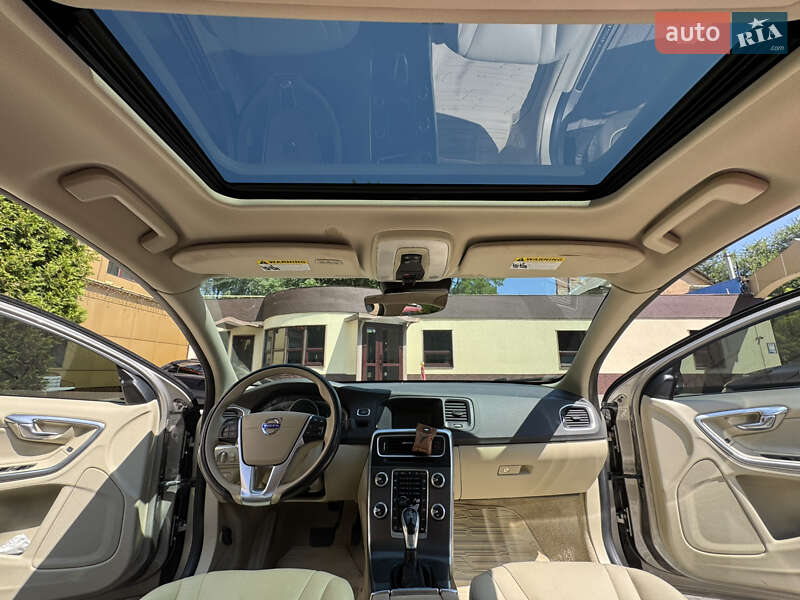 Седан Volvo S60 2014 в Днепре