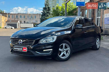 Volvo S60 2015
