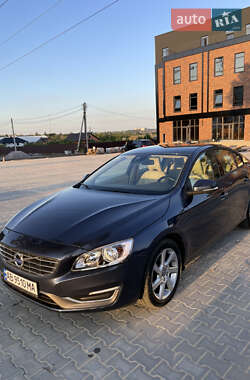 Volvo S60 2015
