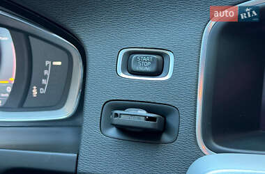 Седан Volvo S60 2017 в 