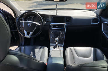 Седан Volvo S60 2013 в 