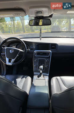 Седан Volvo S60 2013 в 