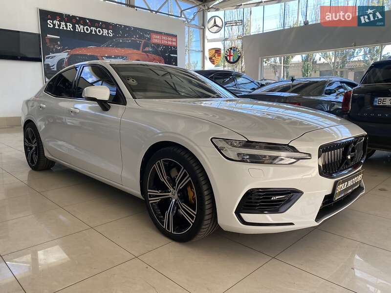 Седан Volvo S60 2019 в Одессе