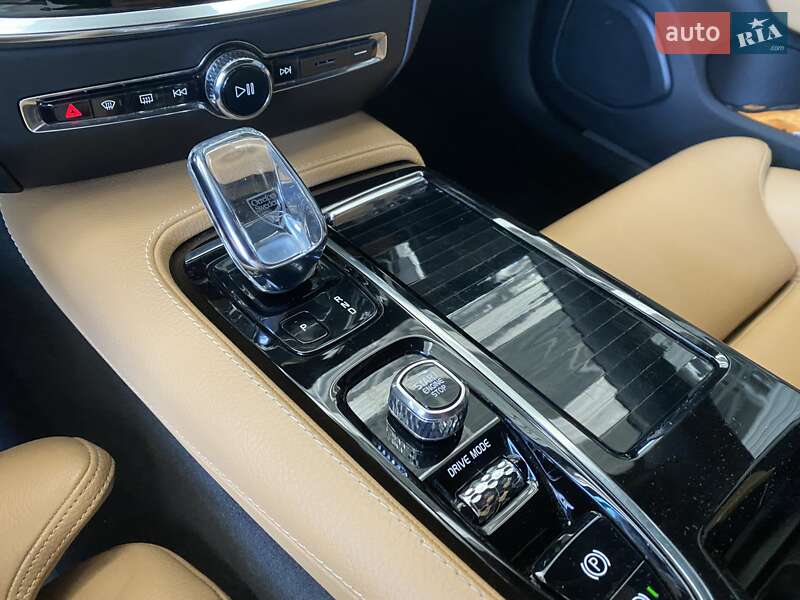 Седан Volvo S60 2019 в Одессе