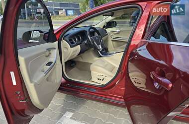 Седан Volvo S60 2010 в 