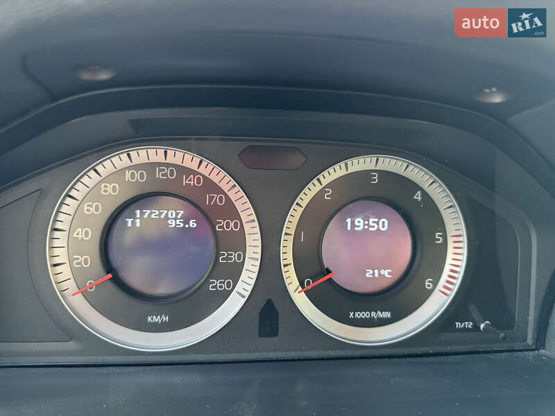 Седан Volvo S60 2010 в Бродах