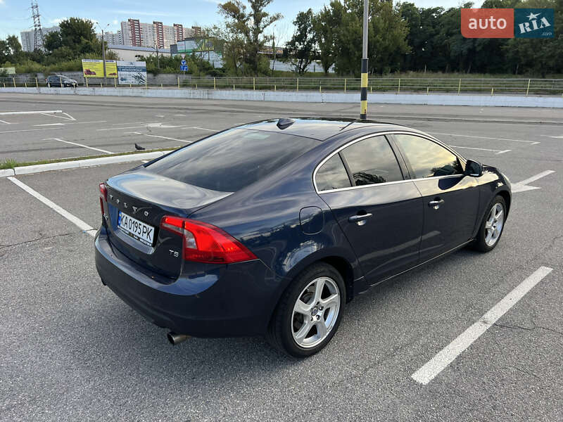 Седан Volvo S60 2012 в Киеве фото 9 Седан Volvo S60 2012 в Киеве