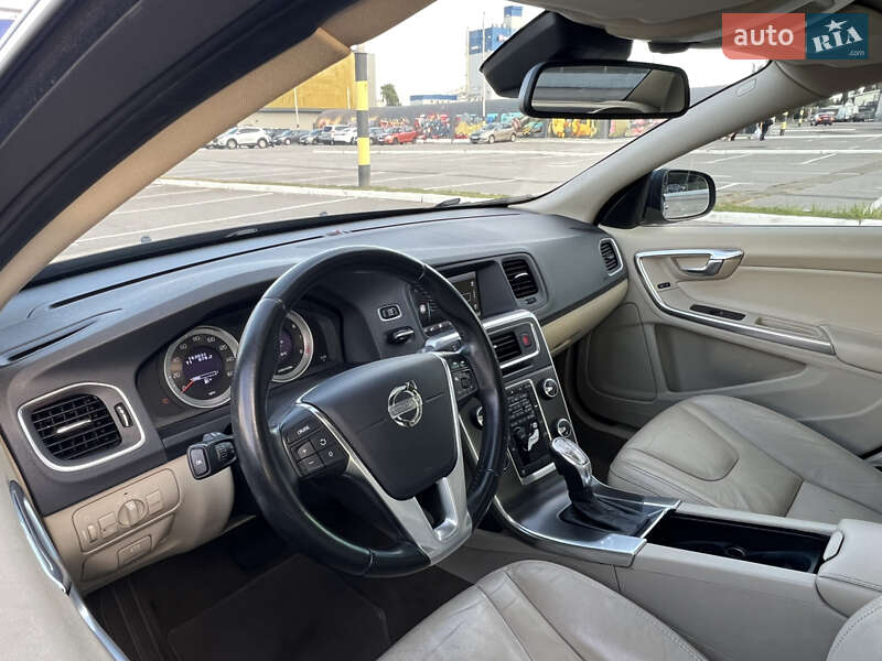 Седан Volvo S60 2012 в Киеве фото 16 Седан Volvo S60 2012 в Киеве