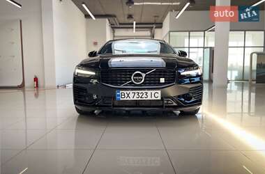 Седан Volvo S60 2019 в 