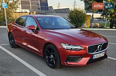 Седан Volvo S60 2019 в Києві