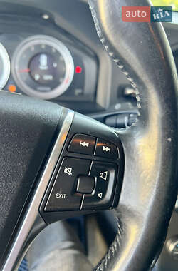 Седан Volvo S60 2012 в 