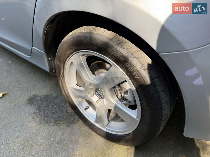 Седан Volvo S60 2013 в Києві